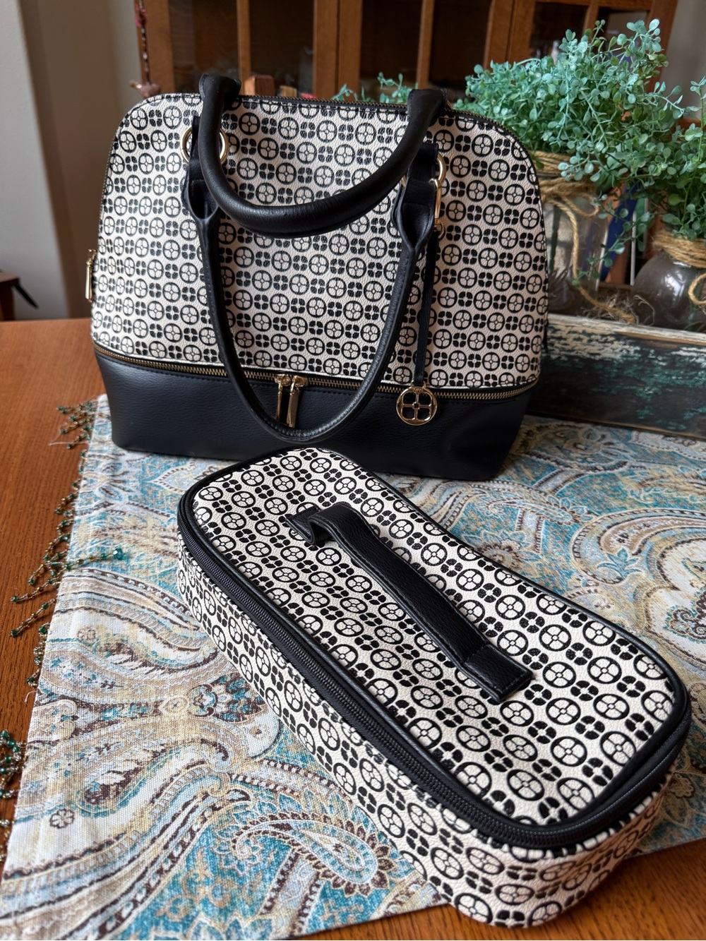 IMAN Set Convertible Satchel Purse and Cosmetic Tote Travel Bag